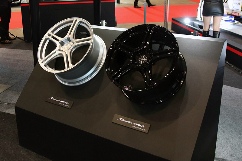 鋳造リムスピニング製法を採用したホイール「POTENZA Adrenalin SW005」