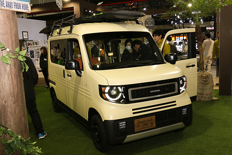 N-VANをカスタマイズしたトリップバン
