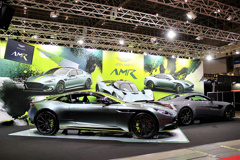 展示されたDB11 AMR、ヴァンテージ