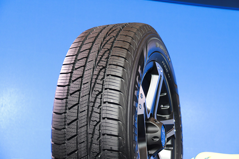 オールシーズンタイヤの「Assurance WeatherReady」も展示