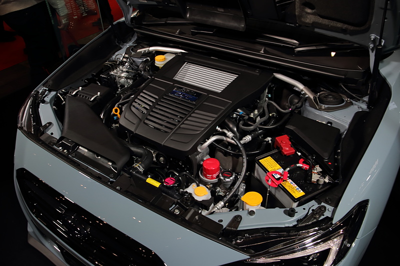 STIパーツが装着されているエンジンルーム