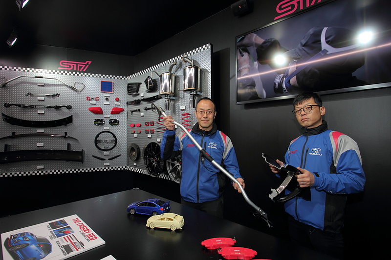 STIのスタッフが常駐し、STIパーツの詳しい説明を受けたり相談ができたりするコーナー