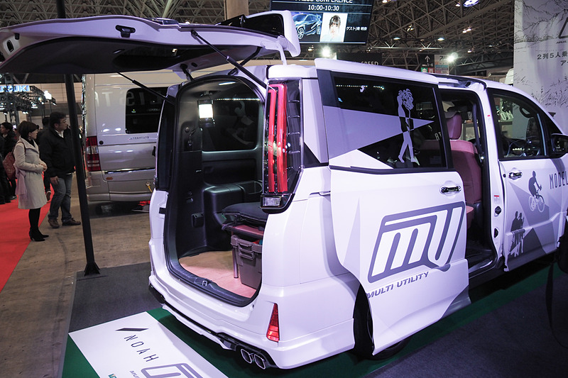 展示されたのはノアの「MULTI UTILITY」