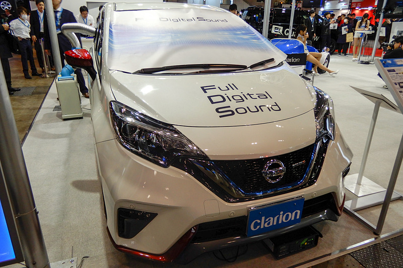 デモカーとして選ばれた日産自動車「ノート e-POWER NISMO」。e-POWERによる走りのよさと低燃費が高く評価されている