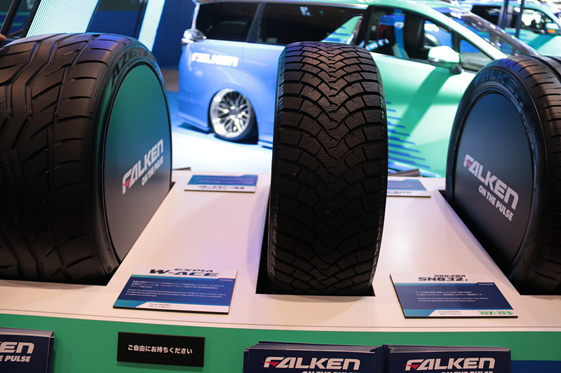 スタッドレスタイヤ「ESPIA W-ACE」