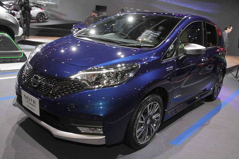 足まわりをよりスポーティにチューニングした「NOTE e-POWER AUTECH SPORTS SPEC Premium Personlization仕様」