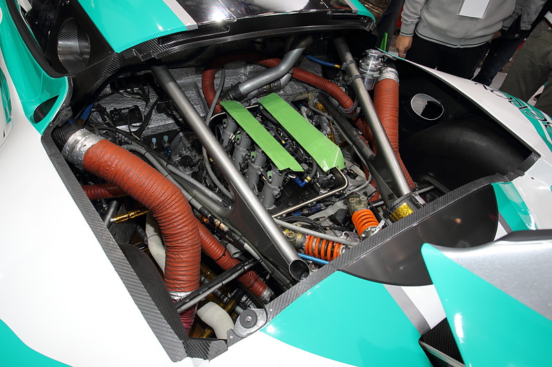 SUPER GT 300 EVORAのエンジン