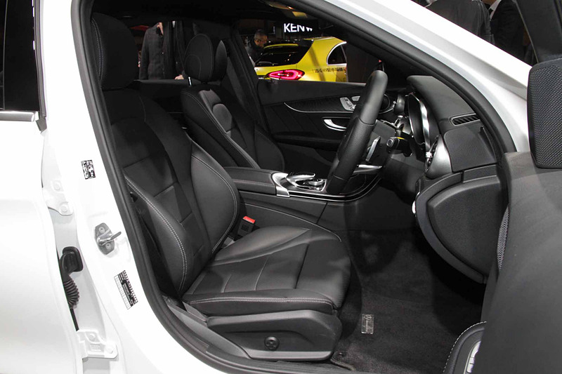 「C 180 アバンギャルド」。直列4気筒DOHC 1.6リッター直噴ターボエンジン（最高出力115kW［156PS］、最大トルク250Nm［25.5kgfm］）を搭載。駆動方式は2WD（FR）。ボディサイズは4690×1810×1425mm（全長×全幅×全高）。車両重量は1510kg