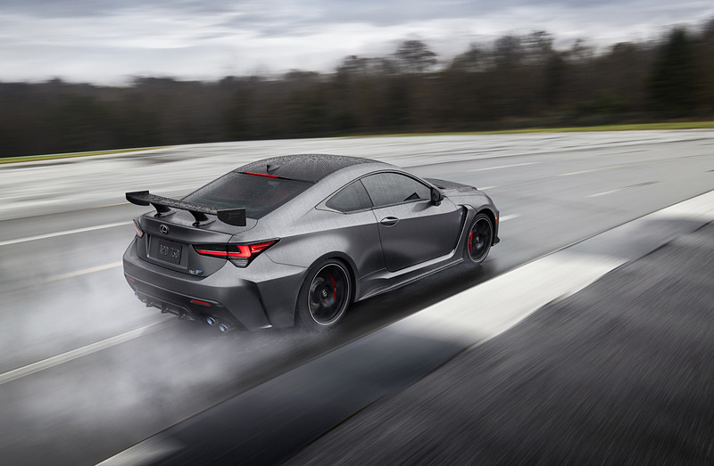 RC F “Performance package”