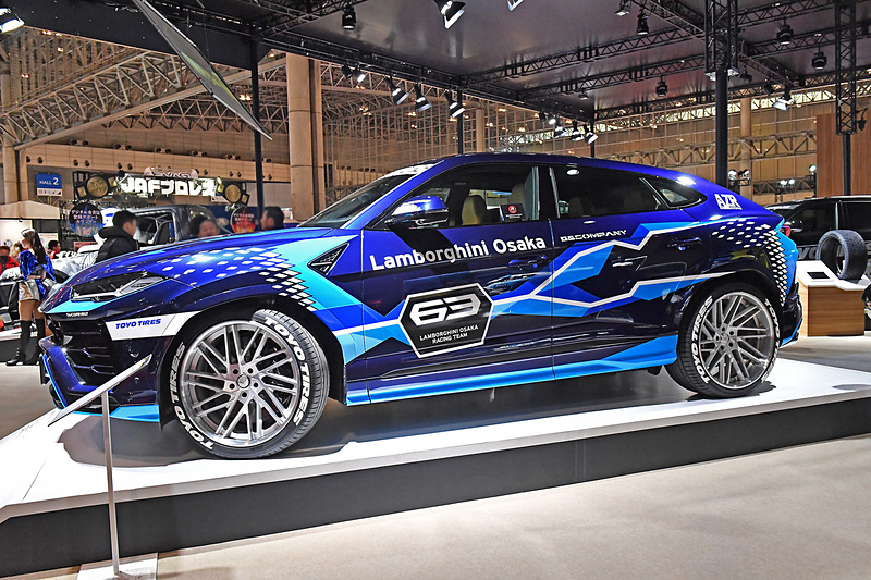 ランボルギーニ「ウルス」