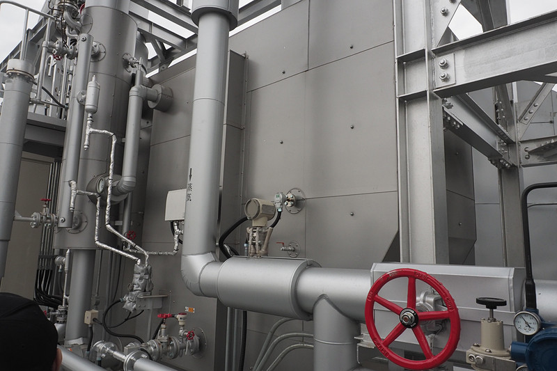 ガスエンジンの排出ガス部分から蒸気も取り出している