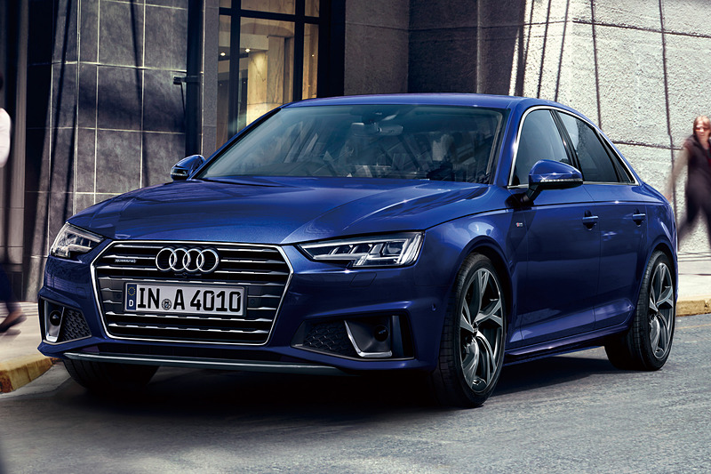 A4 セダン