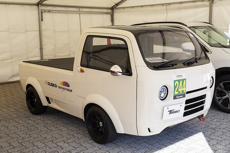 2017年の東京オートサロンで展示されたT880