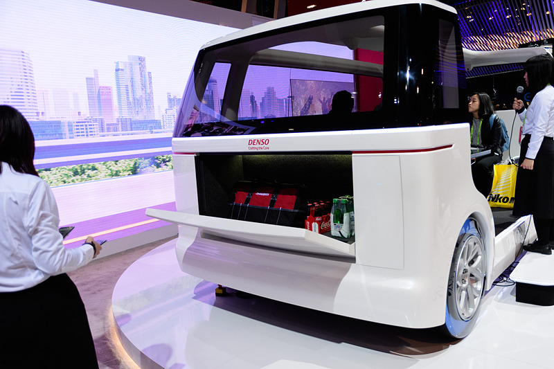 鍵のやり取りによって、必要な扉が配達スタッフで開けられるようになる。この際に自動キャプチャすることで、配達前、配達後を保存できる