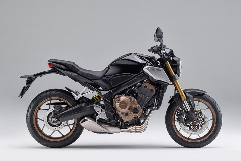 グラファイトブラック