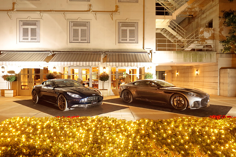 プレオープニングパーティが行なわれたホテルニューグランドにもフラグシップモデル「DBS スーパーレッジェーラ」やDB11が展示された