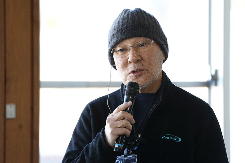 元ラリードライバーでモータージャーナリストの日下部保雄氏が“校長”を務める