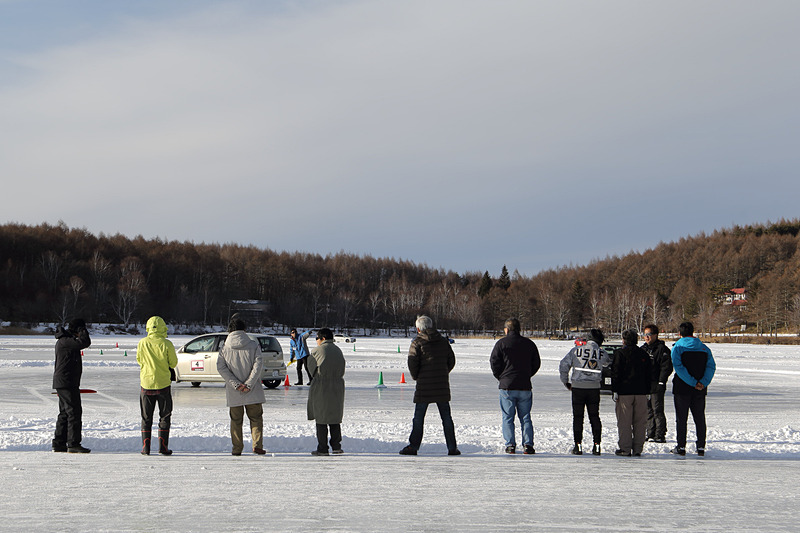 学んだことの集大成となるプログラム「カーチェイス」「タイムアタック」が行なわれた
