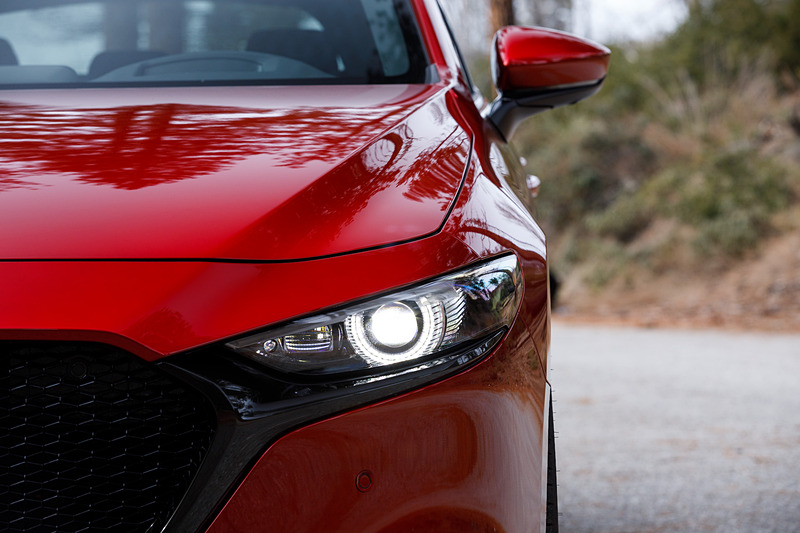 ハッチバックモデルは「色気ある塊」をデザインコンセプトに、ハッチバック車の魅力をしっかり表現することに注力。独創的なリアデザインなど、これまでにない力強い塊感、色気、魅力を表現