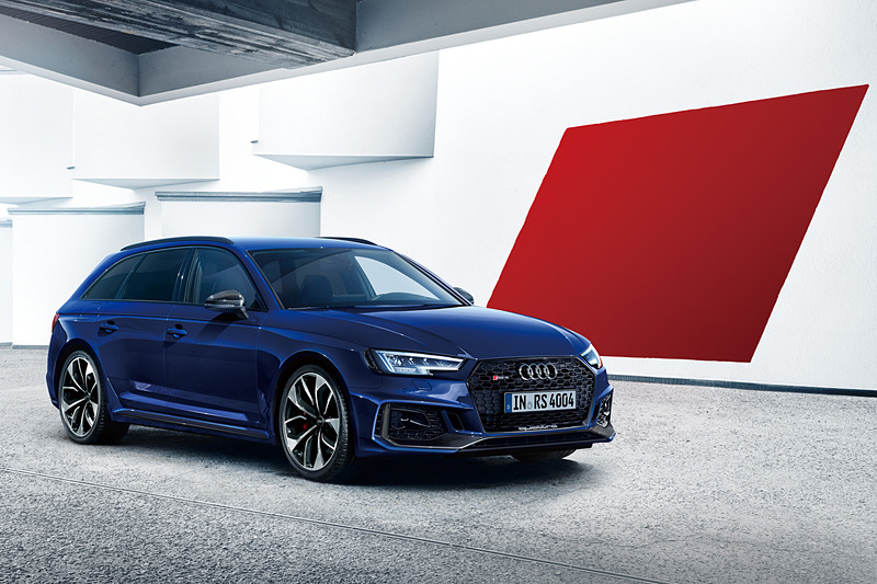 アウディ「RS 4 アバント」が2013年以来6年ぶりにフルモデルチェンジ