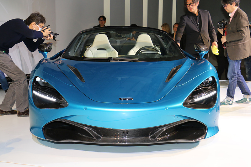 ボディサイズは4543×2059×1196mm（全長×全幅×全高。全幅はミラー格納時）、ホイールベースは2670mm。車両重量は1468kg