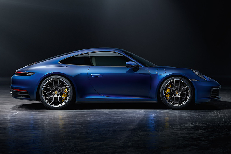 新型911 カレラ 4S