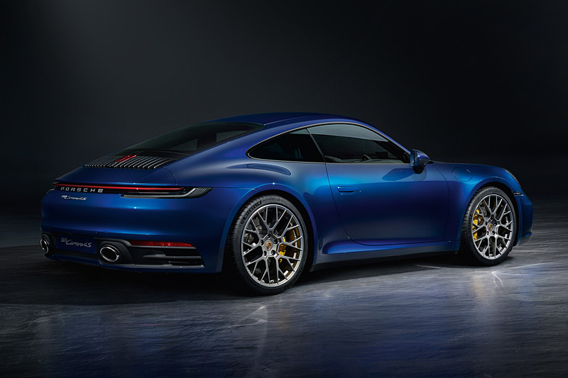 新型911 カレラ 4S