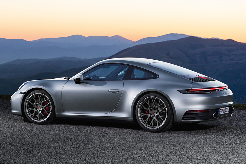 新型911 カレラ 4S