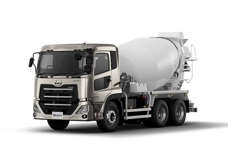 クオン CW（6×4）のミキサー車