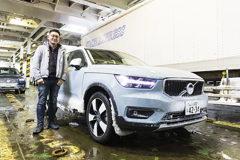 青森港からフェリーに乗船。3時間ほどの船旅を経て無事に函館に到着した