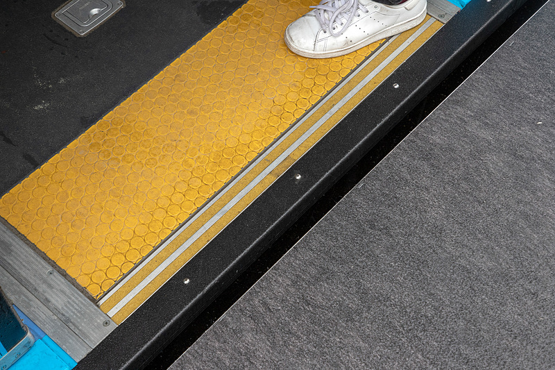 屋外エリアではバスの正着制御や歩行者ナビなどの体験コーナーがある。こちらも無料で体験できる