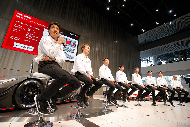 発表会後には「監督・ドライバートークショー」「ファン交流 監督・ドライバーハイタッチ会」なども実施