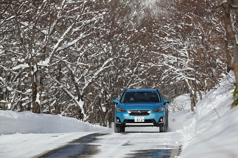 ゲレンデタクシーの取材翌日は、太陽が見えたり時々雪が舞ったり、コロコロ天候が変わる1日だった