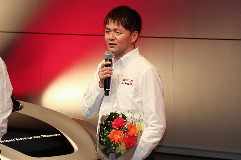 SUPER GTドライバーを引退し、日産チームのエグゼクティブアドバイザーに就任した本山哲選手