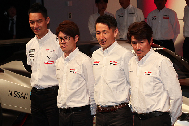 「KONDO RACING」でニュルブルクリンク24時間レースに参戦する藤井誠暢選手、高星明誠選手、松田次生選手、近藤真彦監督