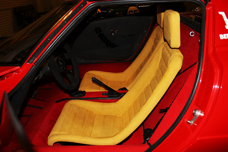 the STRのインテリア