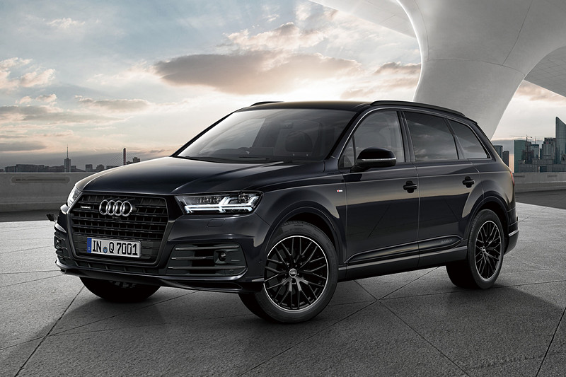 限定車「Q7 black styling」（1019万円）