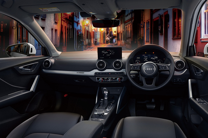 インテリアでは「バーチャルコックピット」「MMIナビゲーション」を標準装備