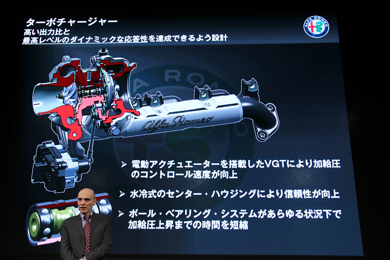 ターボチャージャーでは電動アクチュエーターを搭載した「VGT」や水冷式センターハウジング、ボールベアリングシステムなどを採用