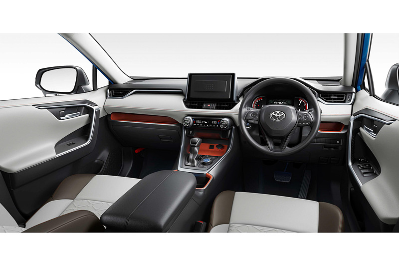 新型「RAV4」日本仕様プロトタイプモデルのインテリア