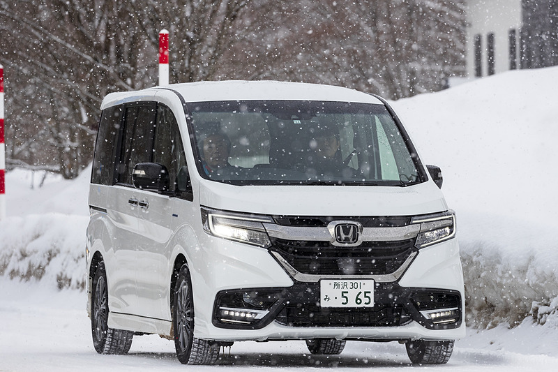 今回は雪道の走りを重点的にみるのが目的だったが、例年に比べて雪が少なかったので評価の基準が取りにくかったようだ