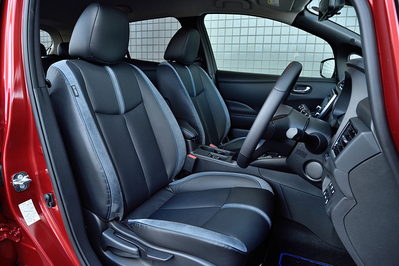 40kWhの「リーフ G」ではオプションとなる本革シートが、リーフ e＋ Gは標準装備となる