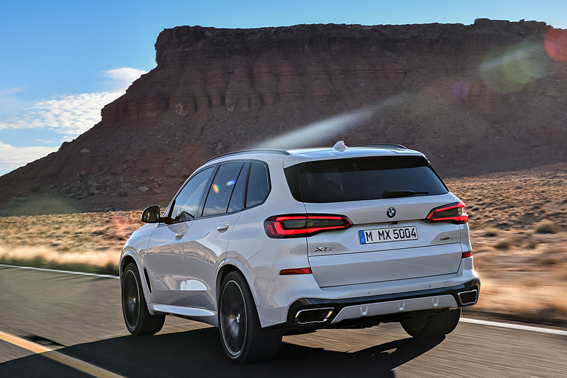 新型X5の走行イメージ