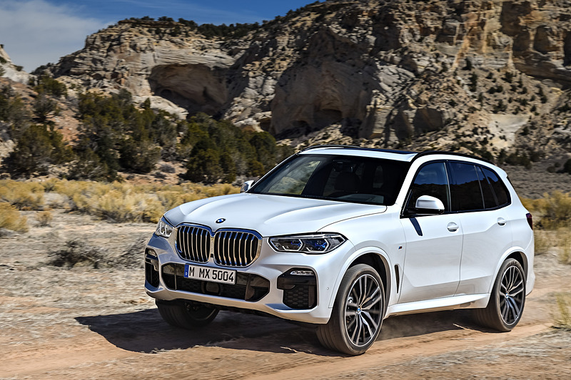 新型X5の走行イメージ
