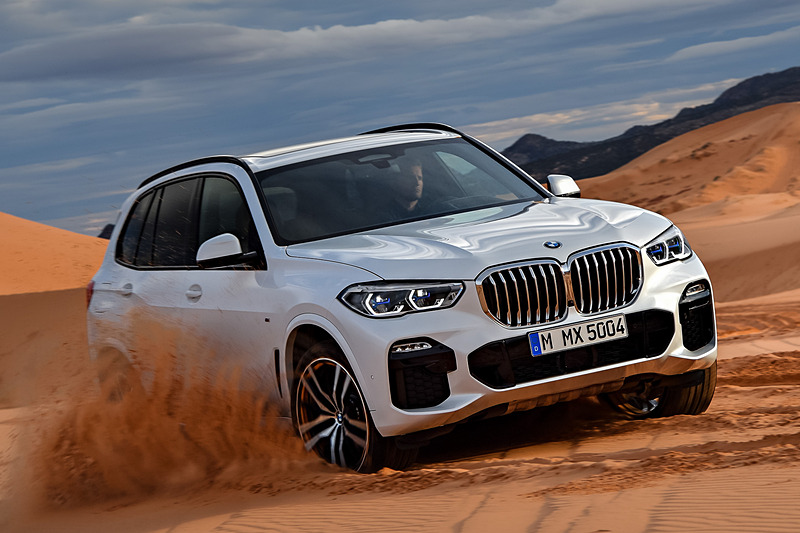 新型X5の走行イメージ