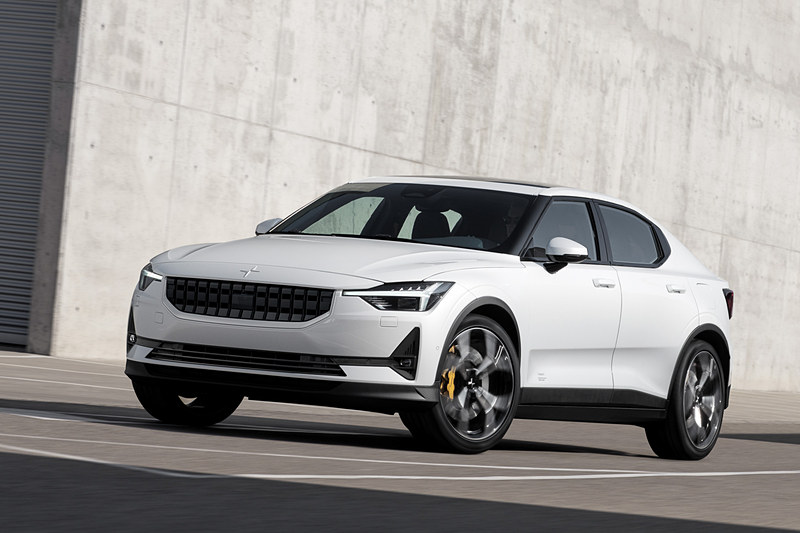 モーターは300kW（408HP）/660Nmを発生して4輪を駆動