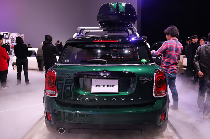 MINI クロスオーバー ノーフォーク・エディション。ボディサイズは4315×1820×1595mm（全長×全幅×全高）、ホイールベースは2670mm