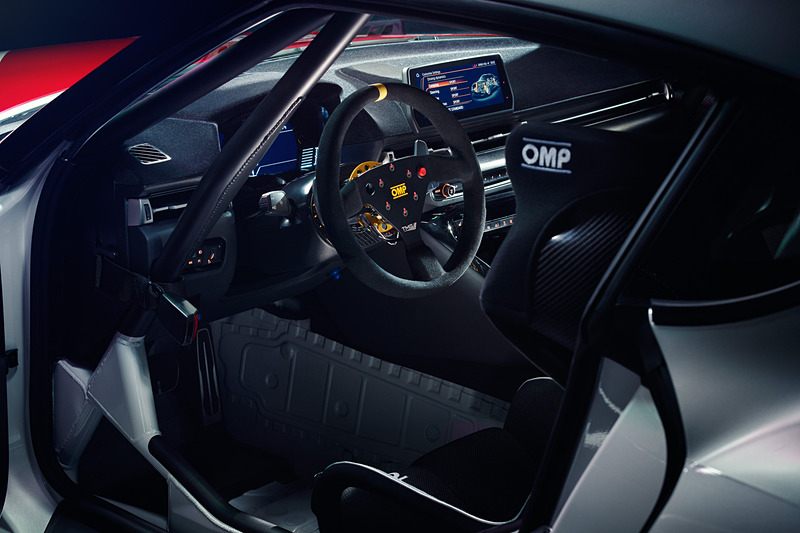 新型「スープラ」をベースにしたレーシングスタディモデル「GR Supra GT4 Concept」