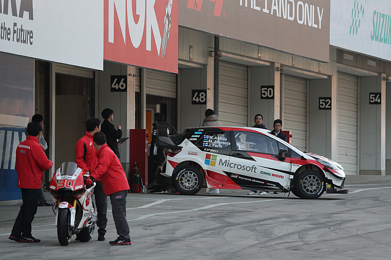 4輪、2輪の多彩なカテゴリーで活躍しているレースマシンが登場する