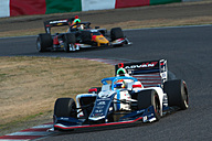 佐藤琢磨選手がインディ500ウィナーとして、中嶋一貴選手がル・マン24